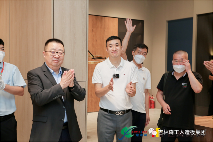 以品質(zhì)之名，赴飛美之約-飛美家具13周年慶，吉林森工露水河特來祝賀